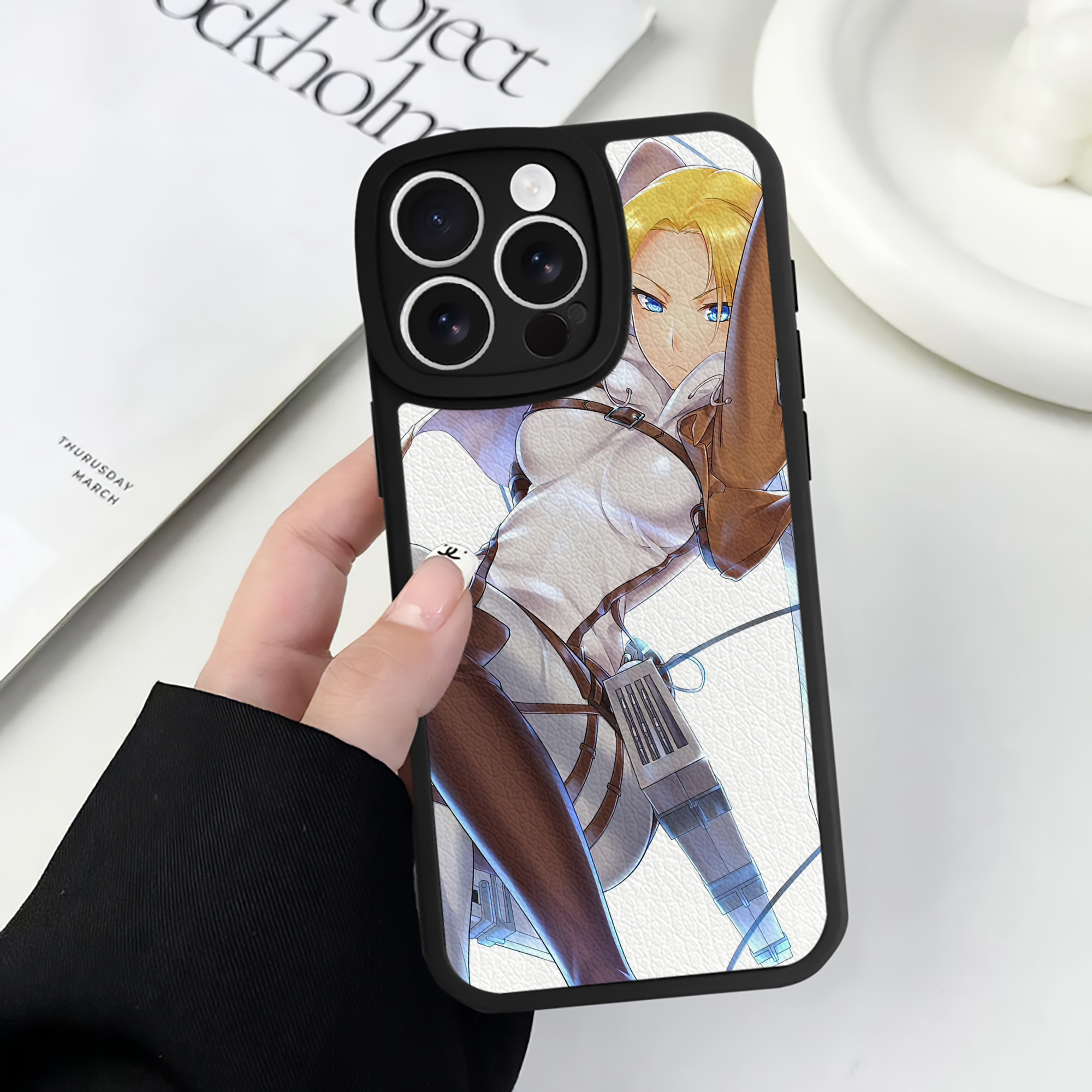 （画像用） 進撃の巨人 Attack on Titan 【iPhone 16シリーズ対応】シリコンスマホケース（レザー調） 材質：シリコン